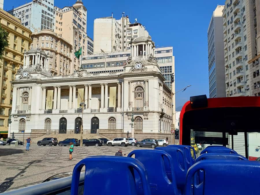 Rio Samba Bus: hop-on hop-off city tour in Rio de Janeiro - The route: Copacabana to Sugarloaf, then into Rio center