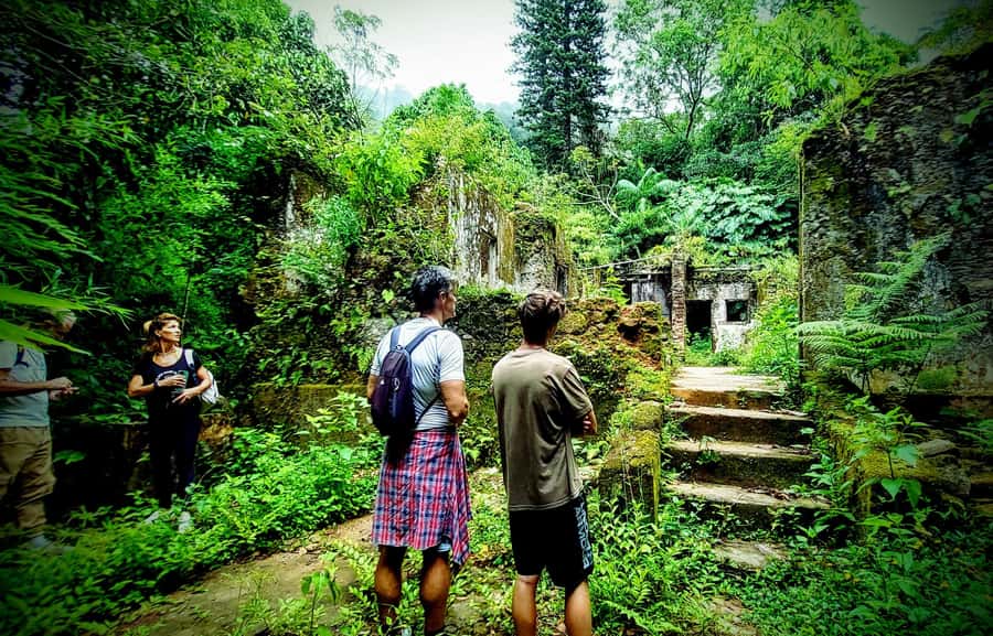 Rio: Tijuca Forest Small Group Hike to Caves and Waterfalls - Ruins, viewpoints, and the small “secret stop” energy