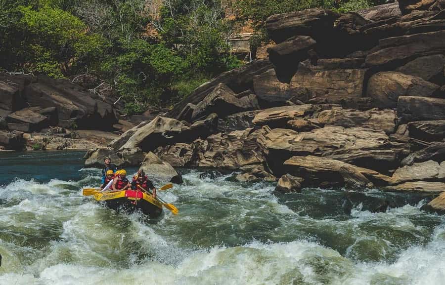 Rio: White Water Rafting Adventure tour in Rio de Janeiro - Lunch time: the meal that makes the day feel complete