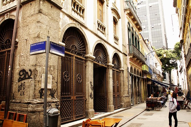 Rio's city walking tour: a glimpse of history and olympic legacy - Quinze de Novembro Square and the Paço Imperial: when emperors crowned Brazil