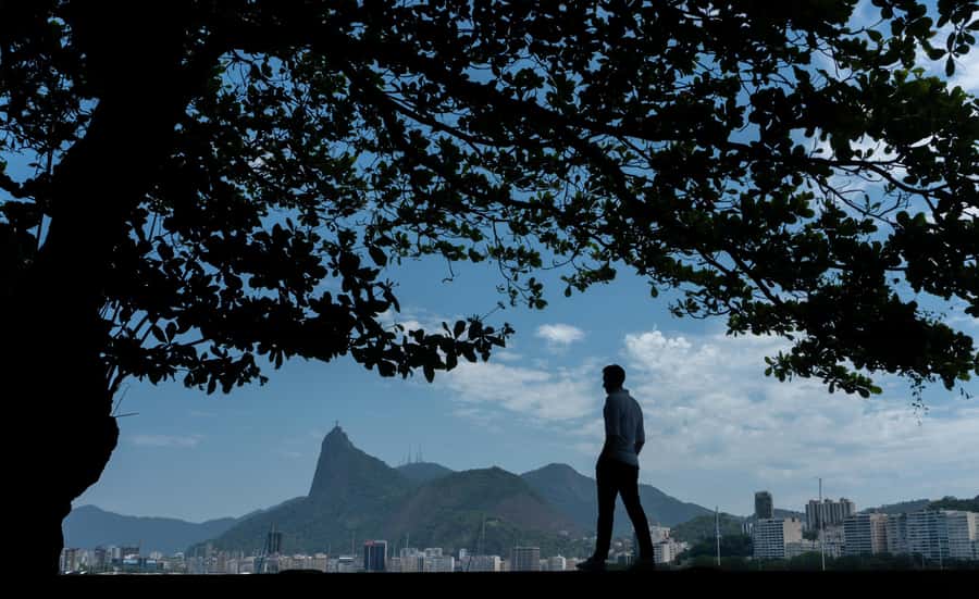 Strike a pose: The Rio Photo tour! - Stops you can expect: icons, neighborhoods, and that “walk-and-shoot” feel