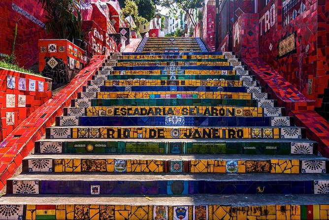 Walking tour of the bohemian neighborhoods of Santa Teresa and Lapa - Santa Teresa to Lapa: the half-day that turns Rio on its head